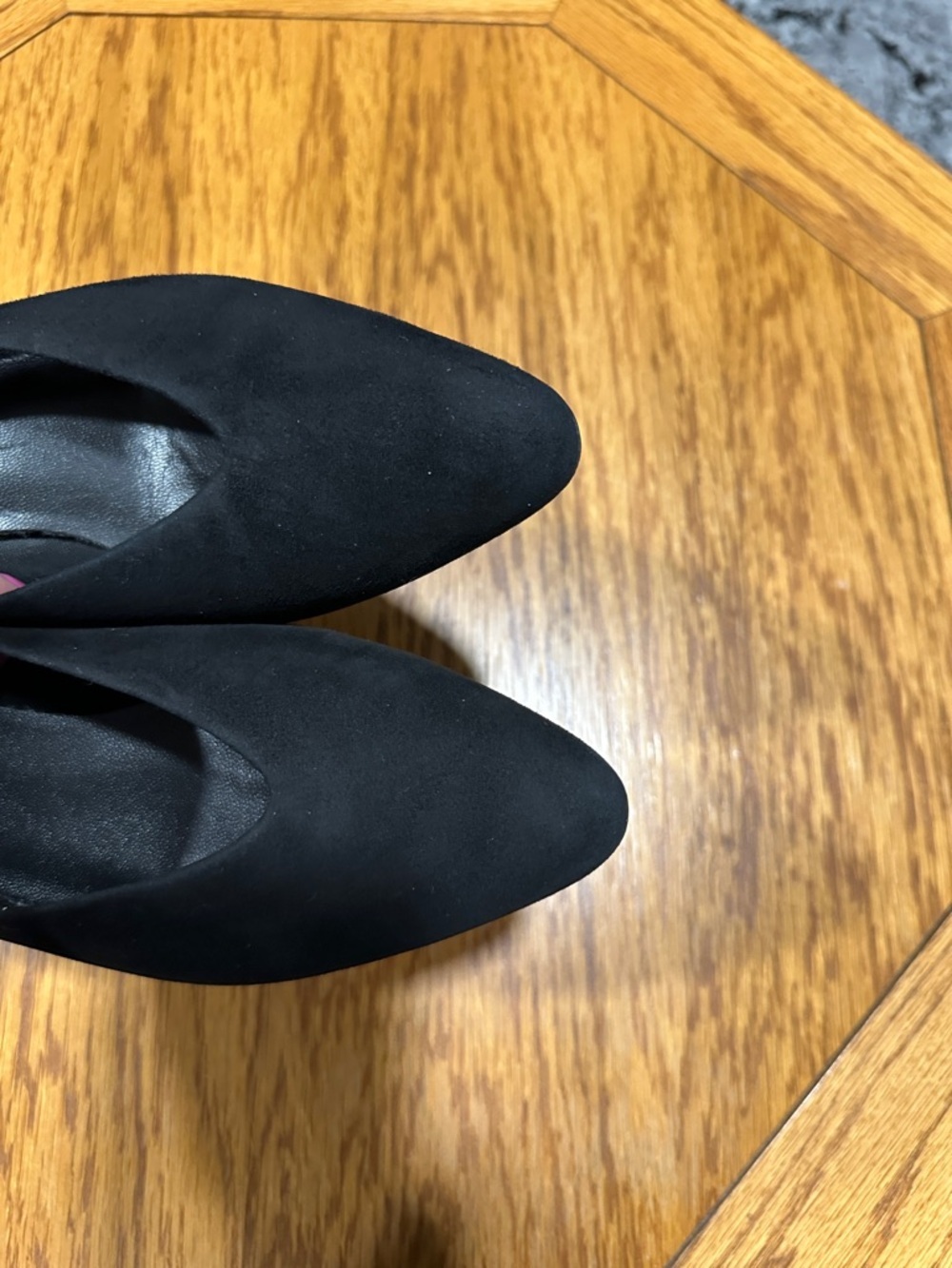 *EVERLANE* Black Suede Pointed-Toe Flats Size 5.5 - Picture 2 of 8